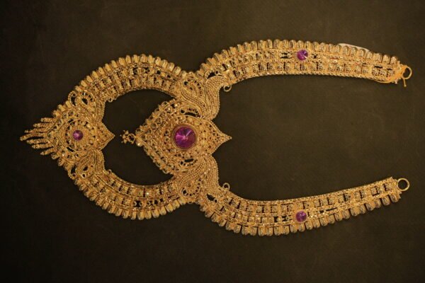 Traditional Gold-Tone Statement Necklace with Ruby-Tone Stones